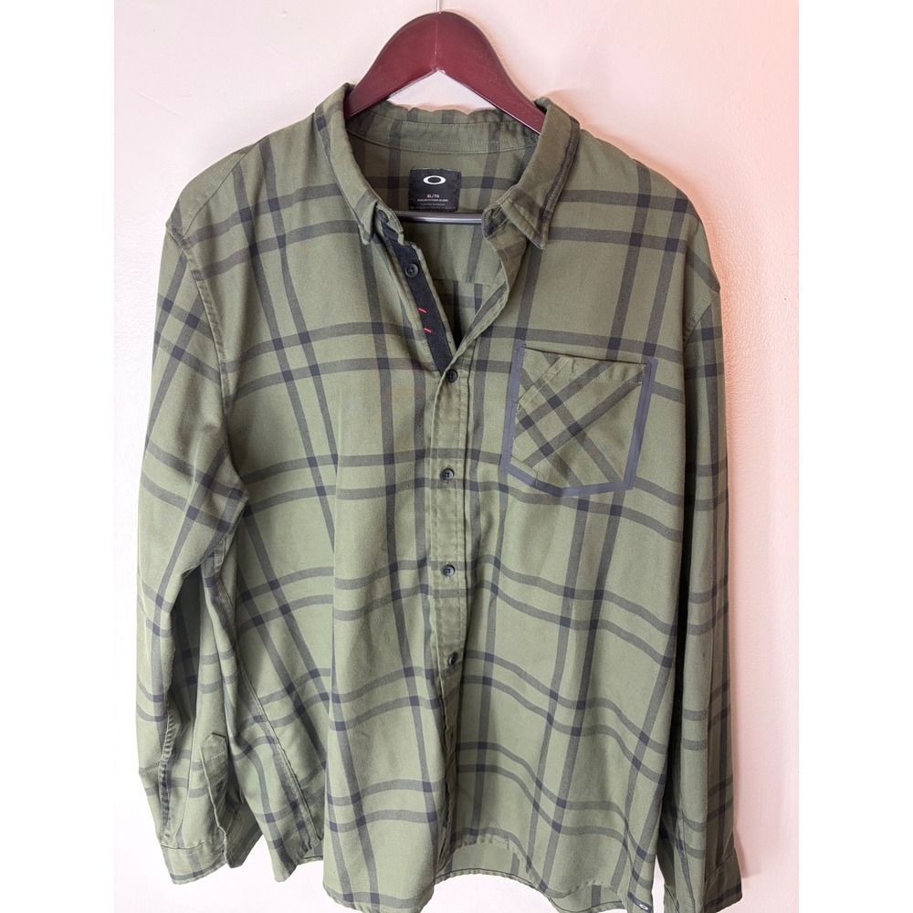 Oakley Mens XL Plaid Button Down Shirt Olive Green Long Sleeve Regular Fit